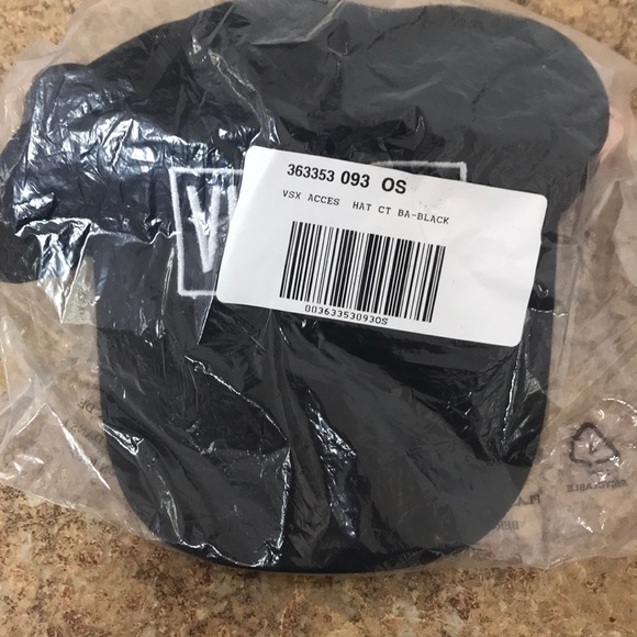 Vs sport black hat - Picture 3 of 3